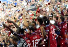 Сборная Португалии — чемпион Европы 2016 года!