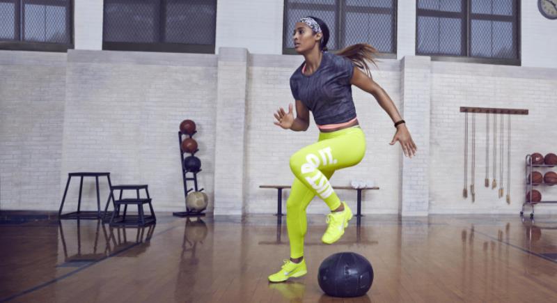 Nike_Skylar_Diggins_1_native_1600_native_1600